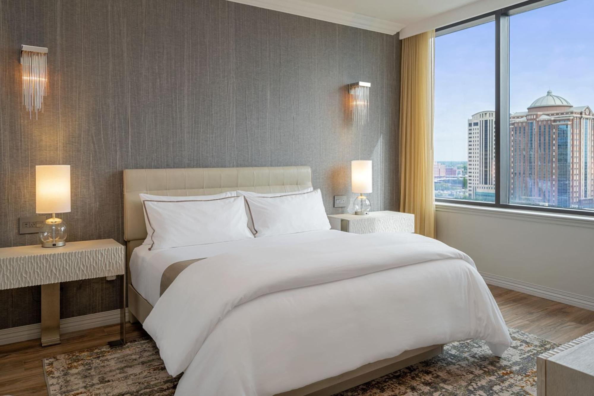 The Westin Houston Downtown Hotel Exterior photo