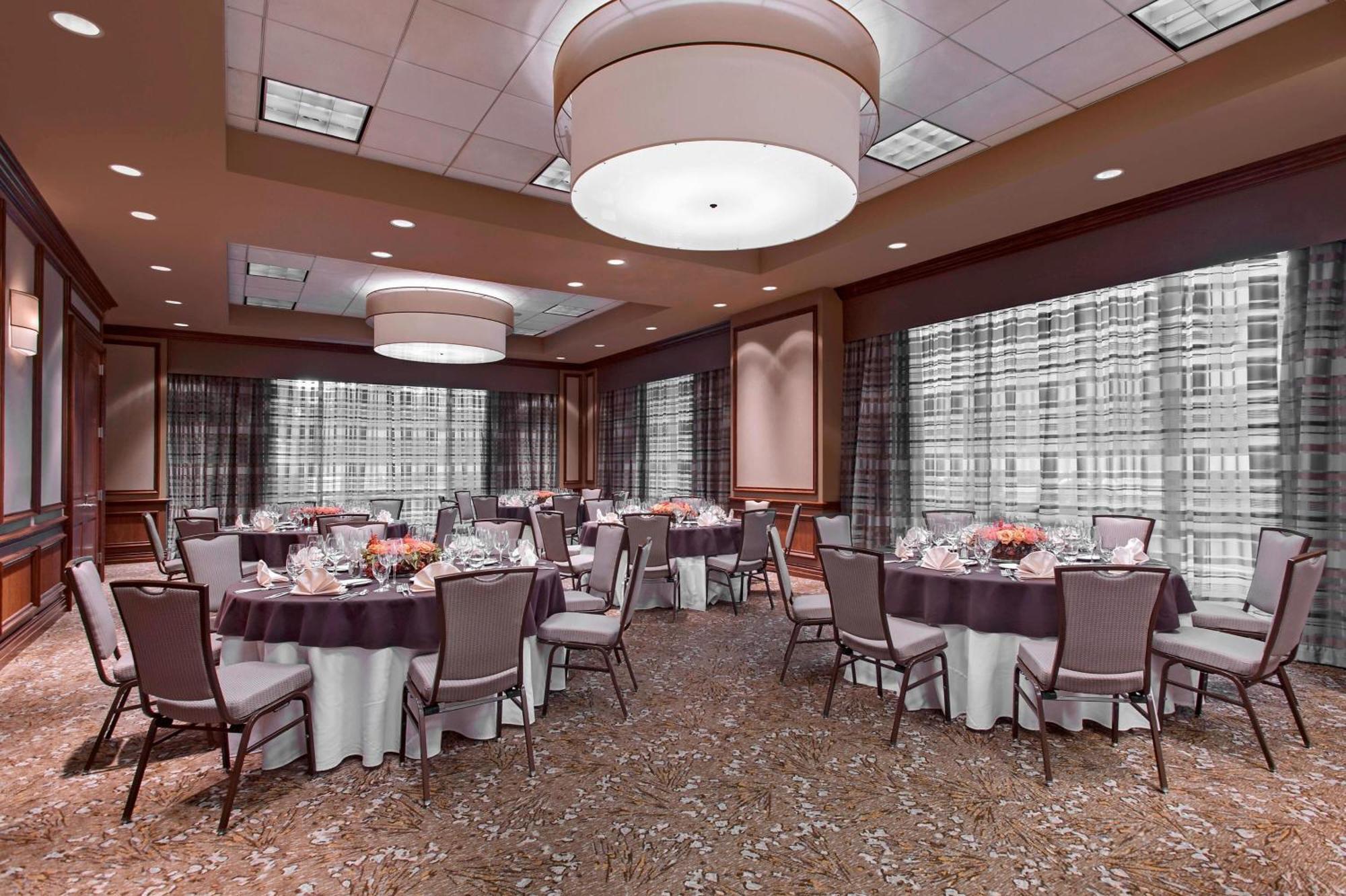 The Westin Houston Downtown Hotel Exterior photo